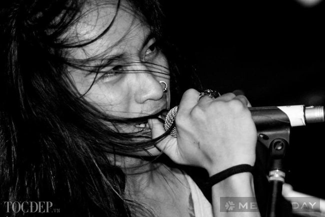 Style tóc đậm chất rock của thân trọng nghĩa