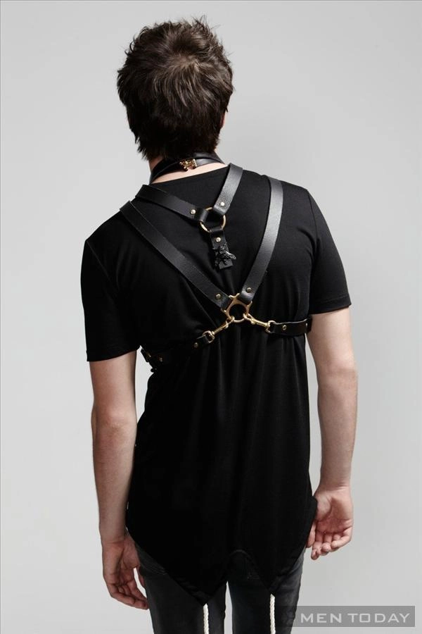 Hè đơn giản với trang phục khỏe khoắn của serpent