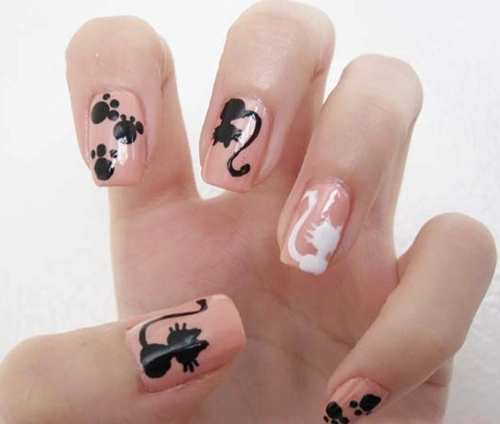 Mẫu nail hình mèo dễ thương