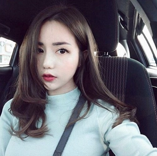 Mày cong mi dài như katun