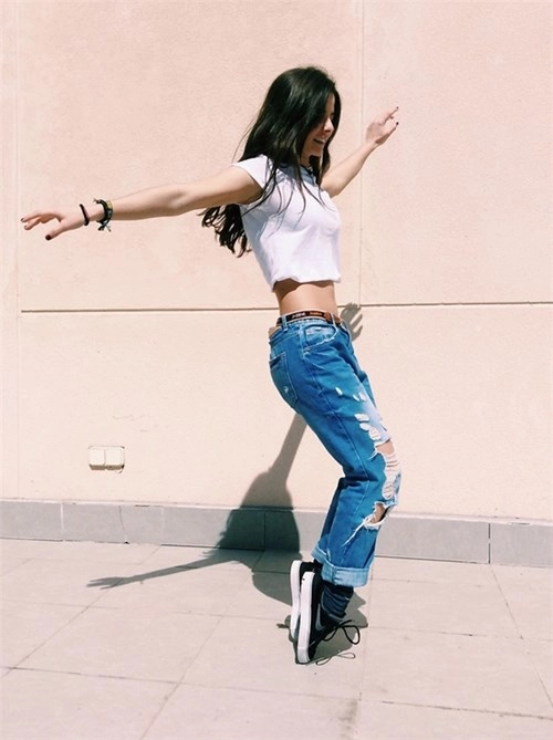 Những cách phối đồ đơn sắc cá tính và chất lừ như hotgirl việt