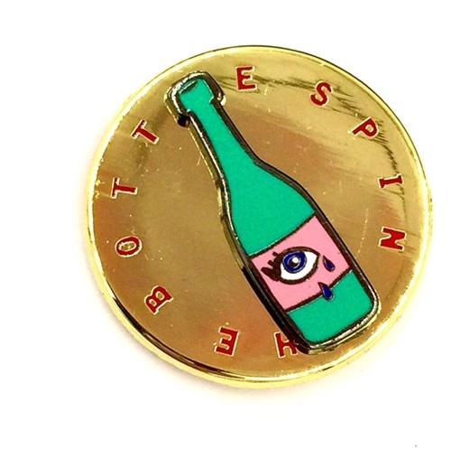 Những stickers đáng yêu nên có ngay trong tủ đồ của nàng