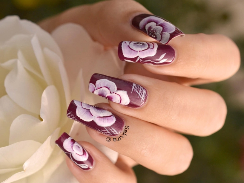10 mẫu nail họa tiết đẹp cho cô nàng cá tính thêm nổi bật