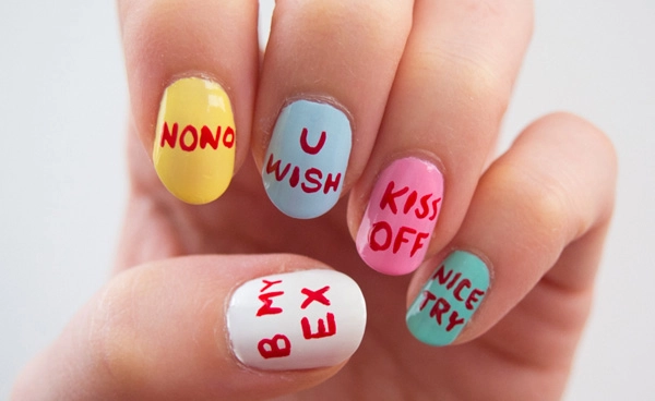 10 mẫu nail họa tiết hình trái tim đỏ đẹp độc đáo