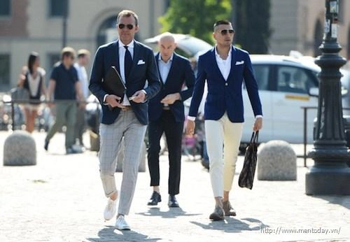 3 cách mix quần trouser và blazer