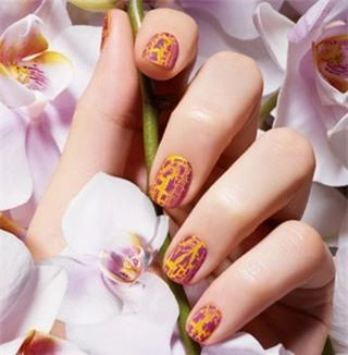 9 gam màu nail hot nhất mọi thời đại