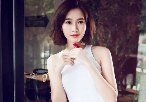Cách trang điểm đẹp rạng ngời như hoa hậu đặng thu thảo