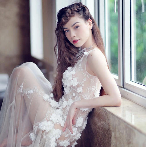 Kiểu tóc tết mái viền phong cách hàn dễ thương