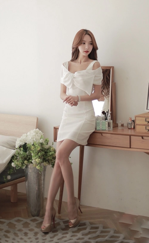 Những mẫu váy đầm ôm boby tuyệt vời để nàng khoe đường cong