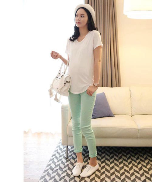 Quần vải ống rộng hợp với bạn gái có đôi chân dài