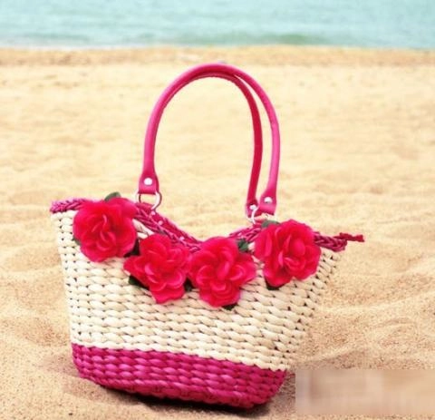 Túi cói nữ cho nàng công sở tung tăng dạo biển hè 2016