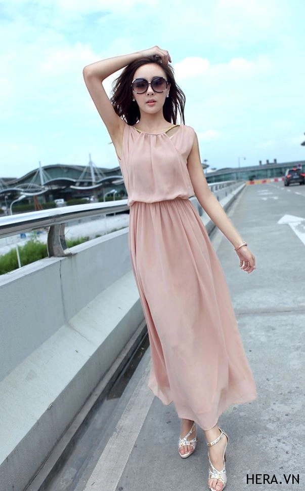 Váy đầm maxi giúp nàng tỏa sáng trong mùa thời trang