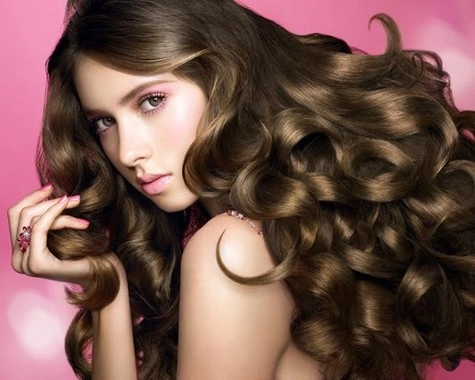 Cách chăm sóc tóc nhuộm giữ màu lâu bằng dầu dừa