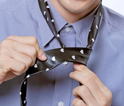 Cách thắt cà vạt nam đơn giản nhanh chóng