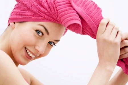 Những cách làm giảm màu tóc nhuộm đơn giản hiệu quả