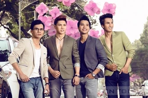Thời trang để chàng trẻ trung xuống phố ngày xuân