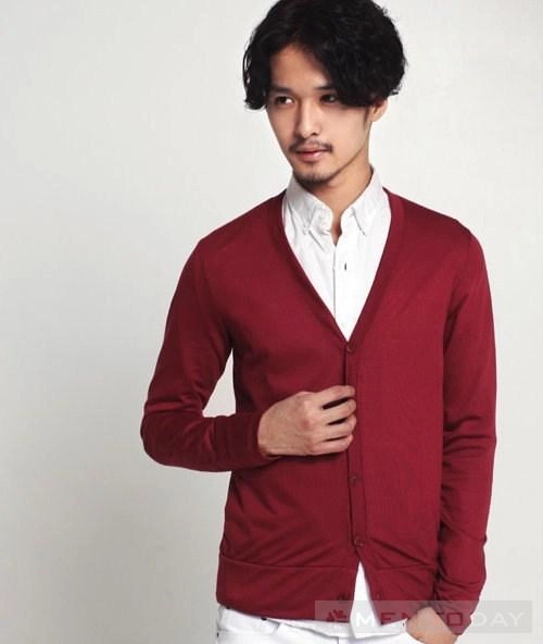 Mix đồ nam cùng sơ mi vào ngày se lạnh