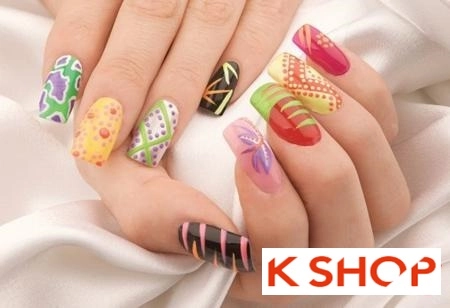 Cách sơn móng tay màu neon đơn giản mà đẹp