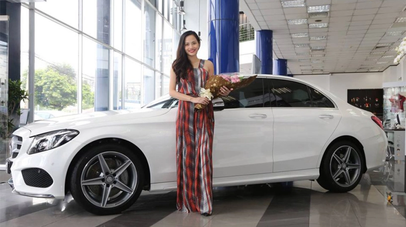 Hoa hậu đông nam á diệu linh tậu chiếc mercedes c250 amg