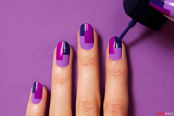 Vẽ nail họa tiết retro đẹp cá tính ấn tượng cho bạn gái