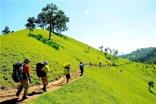 Vẻ đẹp của cung đường treck đẹp nhất việt nam