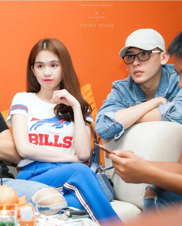 ngọc trinh hút hồn dù ăn vận giản dị