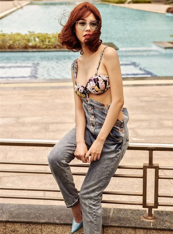 Phạm hương hồ hà đọ eo thắt chân dài gợi cảm