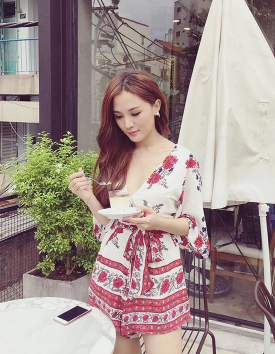 Phối màu trầm cá tính như phương trinh phạm hương