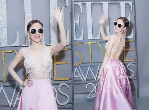 Những bộ cánh nóng bỏng của angela phương trinh