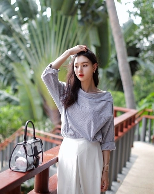 Những kiểu sơ mi tuyệt vời dành cho con gái mùa hè này