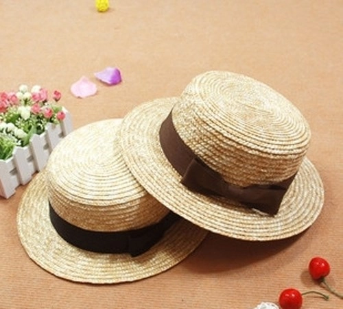 Những món đồ bất li thân của phái đẹp cho những chuyến đi biển ngày hè