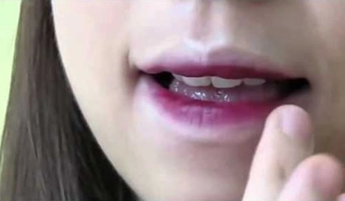 Tô son bằng tay tác hại khôn lường mà phái đẹp cần biết