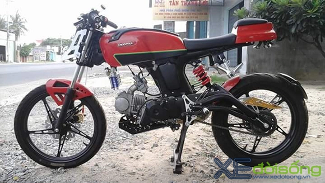 Honda 67 độ phá cách đầy thể thao của biker 9x đam mê hoài cổ