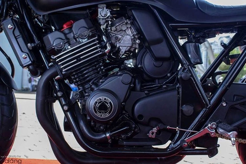 Honda cb400 độ cafe racer phong cách mới