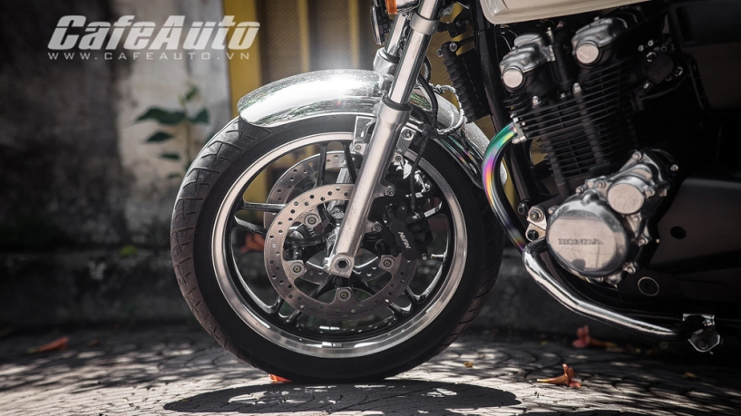 Honda cb1100 - niềm đam mê của những người yêu hoài cổ