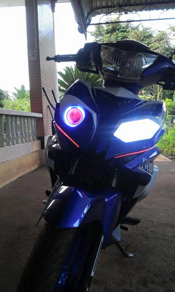 Exciter chế mũ hầm hố từ ý tưởng bmw s1000rr