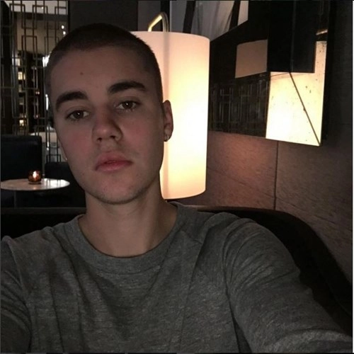 Người hâm mộ xót xa khi justin bieber quyết định xuống tóc