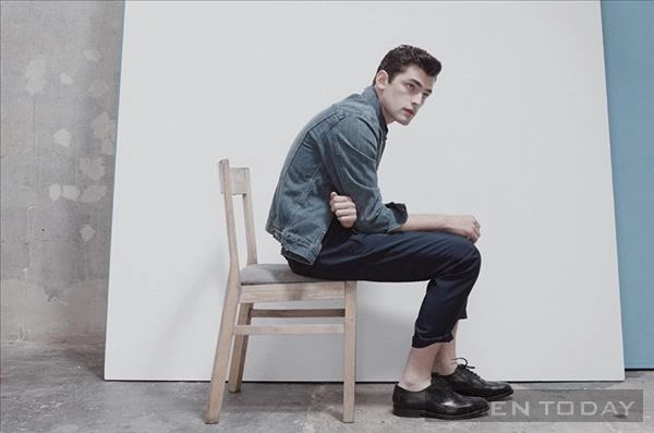 Nam mẫu sean opry đơn giản trên elle man mexico