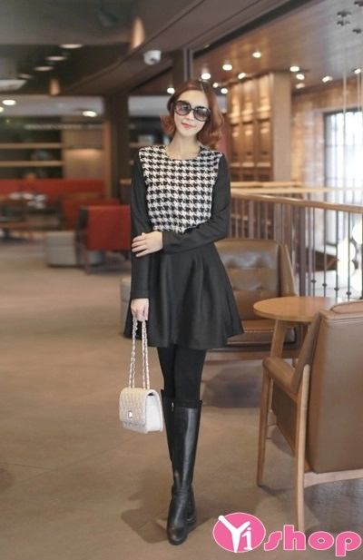 Mẫu váy đầm liền dáng xòe đẹp cách điệu gam màu đen trắng cá tính