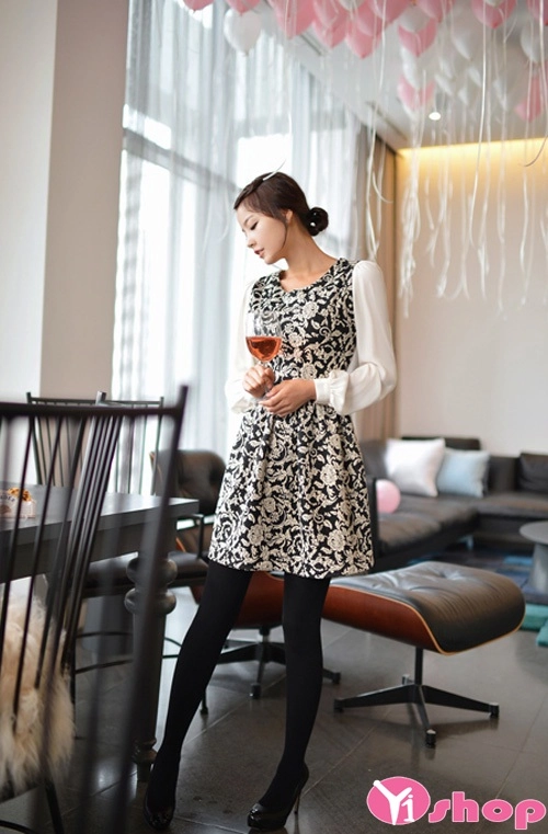 Mẫu váy đầm liền thân dáng xòe đẹp cho nàng công sở thanh lịch