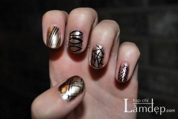 19 mẫu móng tay nail đẹp họa tiết ngẫu hứng ấn tượng cho nàng dạo phố tự tin