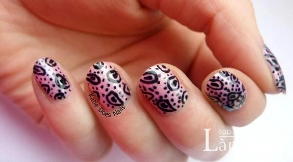 19 mẫu móng tay nail đẹp họa tiết ngẫu hứng ấn tượng cho nàng dạo phố tự tin