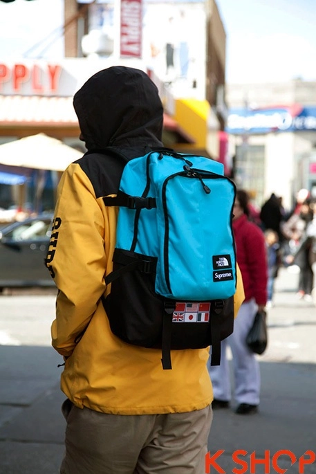 Bst áo khoác nam kết hợp balo tuyệt đẹp cho chàng thu đông của supreme x the north face 