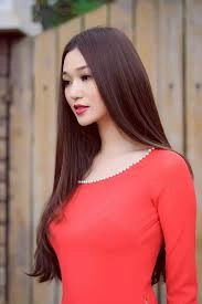 Bst tóc mái dài rẽ ngôi giữa đẹp như hot girl việt