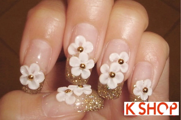 Các mẫu nail móng tay kim tuyến cho cô nàng sang trọng ấn tượng độc đáo