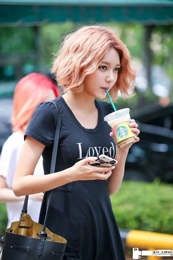 Kiểu tóc ngắn hàn quốc đẹp của soo young snsd mạnh mẽ