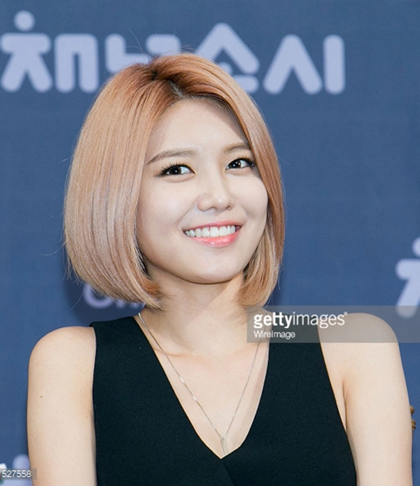 Kiểu tóc ngắn hàn quốc đẹp của soo young snsd mạnh mẽ