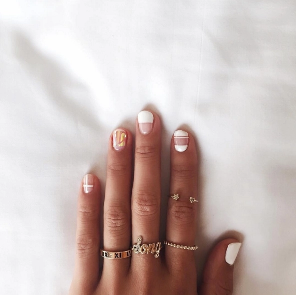 Mẫu nail móng tay thủy tinh đang được giới trẻ yêu thích