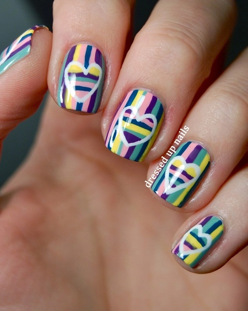 Những kiểu sơn móng tay nail kẻ đẹp bắt mắt điệu đà