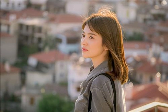 Những kiểu tóc đẹp của song hye kyo trong hậu duệ mặt trời cá tính